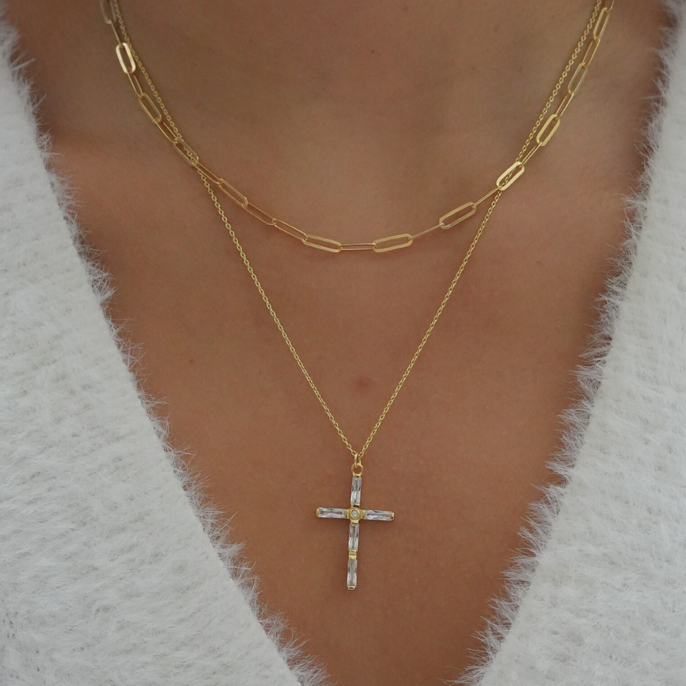 THE MINI CELIA CROSS NECKLACE