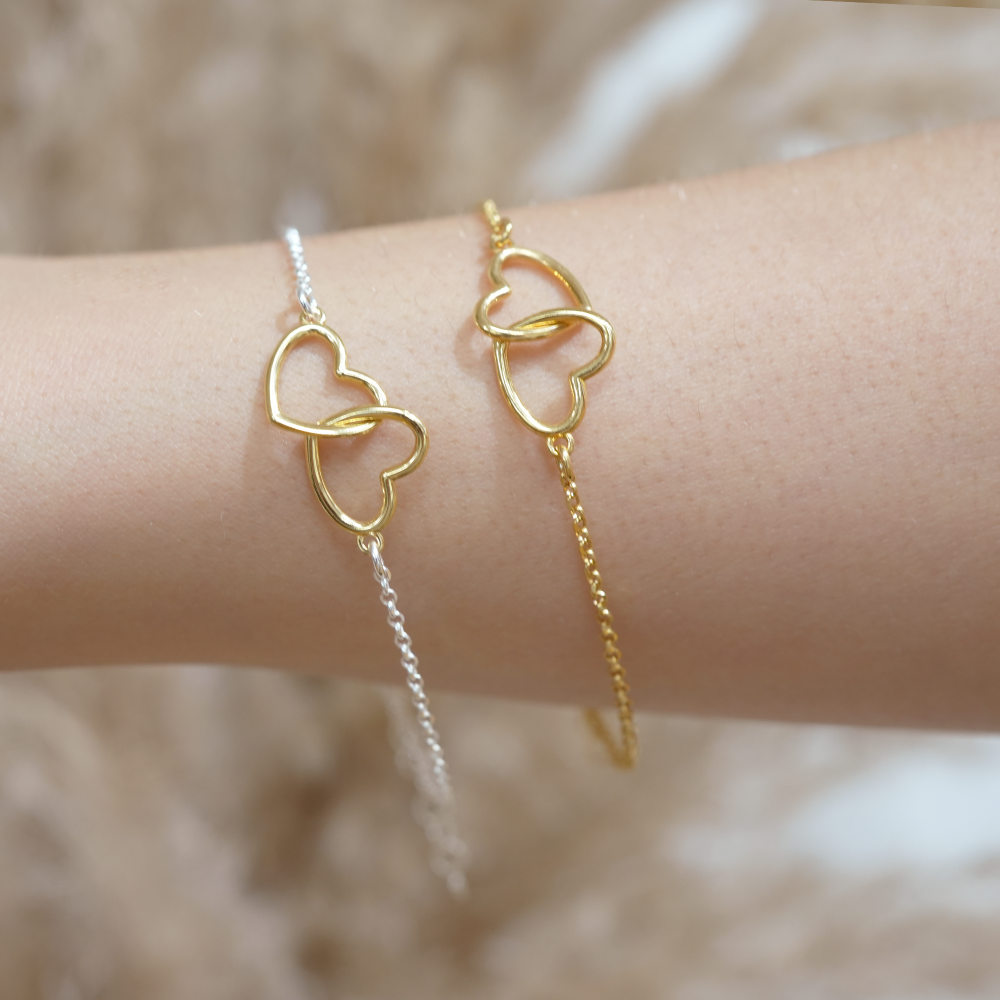 THE INTERLOCKING HEART BRACELET